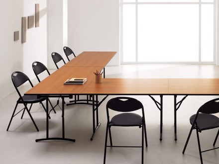 Складные столы для совещаний